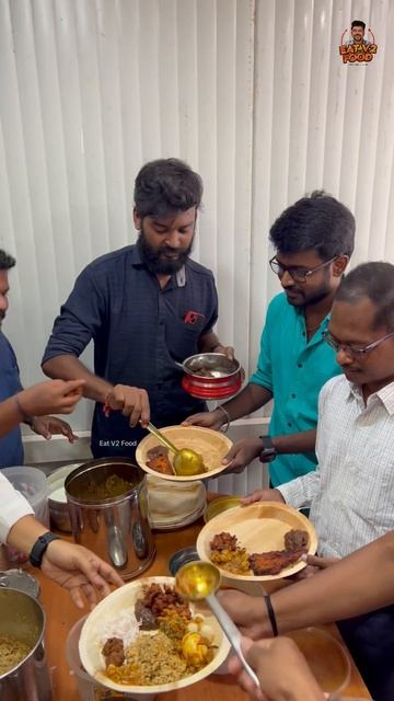 potluck Lunch in Our Office 😎 Mutton Biryani 🔥 Mutton Chukka Fish Fry 🔥 Team lunch #shorts