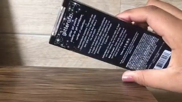 Paleta de glitter смотреть онлайн