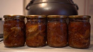 Эту консерву хочется есть всегда.Рыбная консерва из речной рыбы в томатном соусе в афганском казане