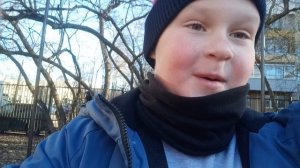 залезаем на перекладины