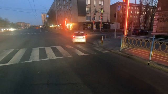 Самокат в потоке Киева. не Kugoo не Teverun не SR не SPS не Dualtron Thunder не Wolf King GT смотреть онлайн