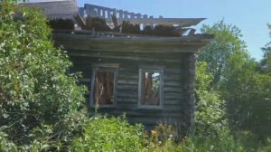 По деревенским улочкам. ЧЕРЕЗ  ЛОГ.