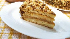 Бисквитный торт с кремом из вареной сгущенки