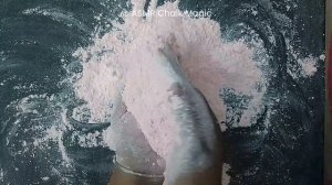 Crushing Gym Chalk ASMR | Oddly Satisfying | Satisfying Sounds