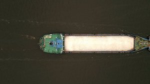 Сухогруз «Окский-10» на Волге