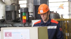 Профессии АО "ЧМЗ" - вальцовщик.