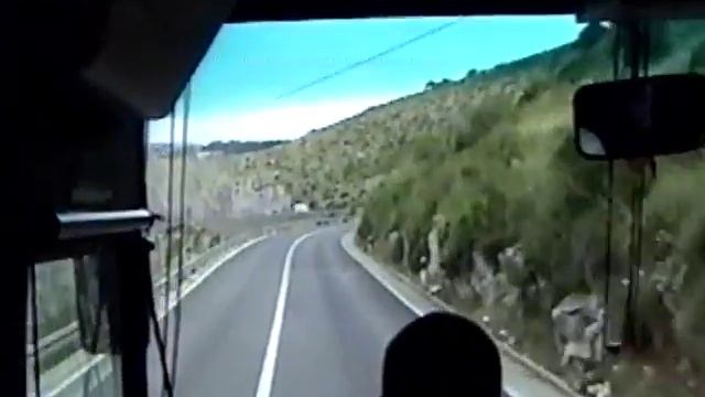 Bus ride to Dubrovnik, Slovenia, 2004 смотреть онлайн