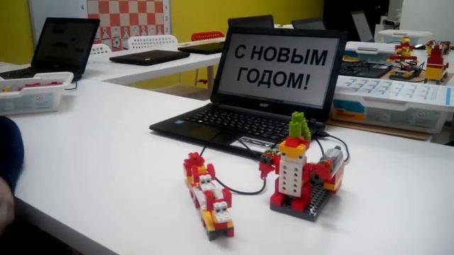 С Новым годом! Студия робототехники Аяша.  Барнаул