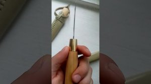 Три ножа скандинавского типа.