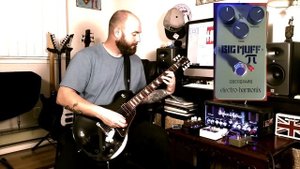 Fuzz Off - Electro Harmonix Big Muff VS Green Russian