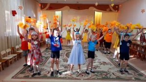 вход на осенний праздник в детском саду