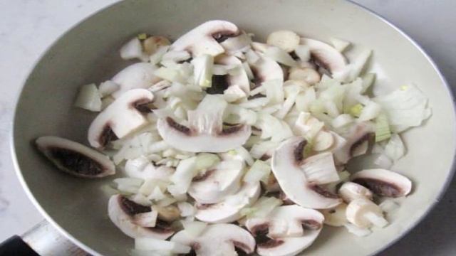 Тушеная квашеная капуста