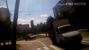 Катаемся на зацепе троллейбуса