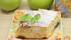 Творожная запеканка на крахмале с яблоком, изюмом и корицей