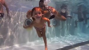 Carla Underwater swimming Baby - 3 month Old