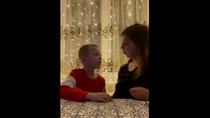 Возвращались как-то мама с сыном... Чубов Артем с мамой
