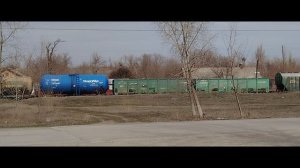 Грузовой по первому.