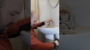 Полезный лайфхак если плохой напор в смесителе или перестала идти вода