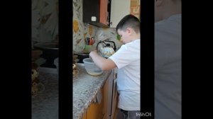 Готовим с Евдокимом. Быстрый пирог к чаю.