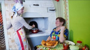 В ГОСТИ К КАТИНОЙ БАБУШКЕ | СДЕЛАЛИ СЮРПРИЗ | СОБИРАЕМ ГОСТИНЦЫ
