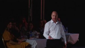 "Стихи о срветском паспорте" Владимир маяковский
