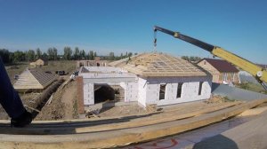 Монтаж вальмовой крыши с земли на дом из газосиликатных блоков. Часть 4.