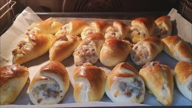 Кулёчки с мясом. Рецепт вкусного дрожжевого теста. Выпечка с МЯСОМ