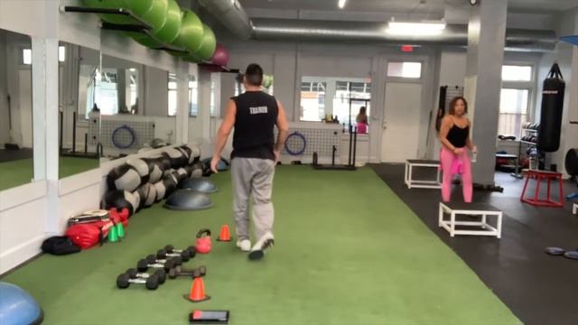 At Home Workout 4-14-20 "Feel free to keep going!" смотреть онлайн