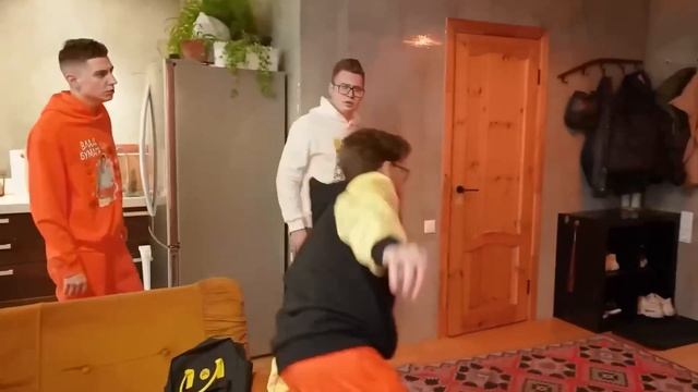 NOUS DEVENONS DES SUPER-HÉROS PENDANT 24 HEURES ! смотреть онлайн