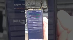 Замена резистора вентилятора на автомобиле Citroen Berlingo B9 2008 года.