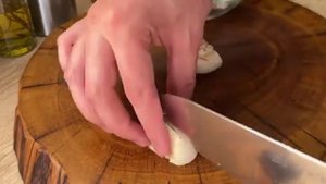 Вот так моя бабушка готовила для меня картошку в детстве! Очень вкусный обед или ужин!