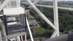г. Омск, Россия. Колесо обозрения. Парк развлечений "Вокруг Света". Июль 2024 г.