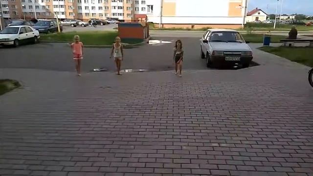 Окроботический танец !!!!!!! Смотреть всем !!!!!!