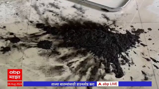 Bhiwandi Drainage : ड्रेनेजचं बांधकाम अपूर्ण, पाणी ग्रामपंचायत कार्यलयात फेकून निषेध