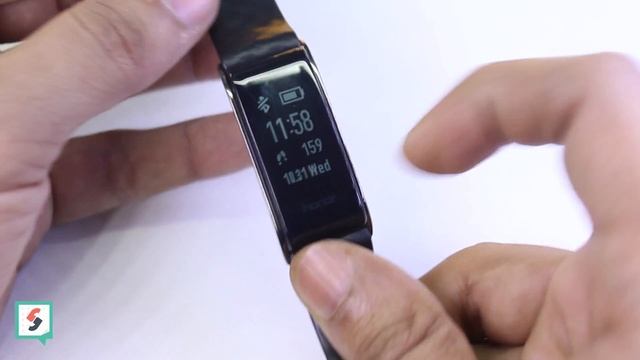 Fitness Band with Day Time Sleep Tracker | Honor A2 смотреть онлайн