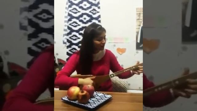 Уйгурская песня под дутар. Исполняет американка смотреть онлайн