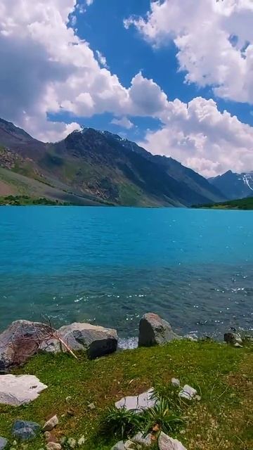 Second largest lake of Gilgit Baltistan Baha Kokush Lake смотреть онлайн