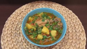 Куриная голень с овощами в казане