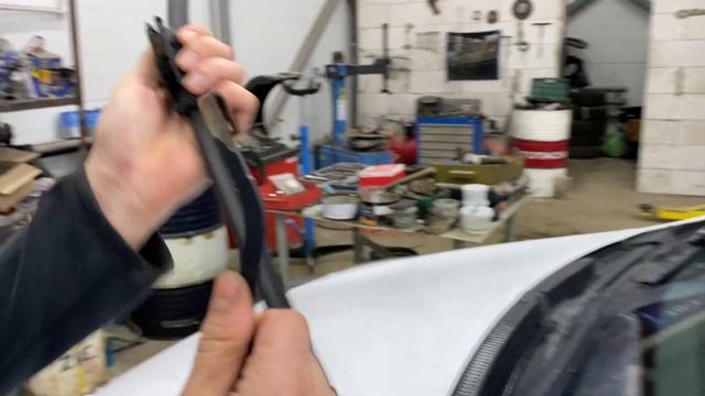 Замена щеток стеклоочистителя Киа Рио, Хендэ Солярис фирмы Мавико