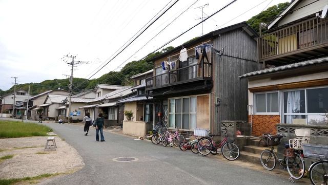 Кошачий остров в Японии, где больше кошек чем людей смотреть онлайн