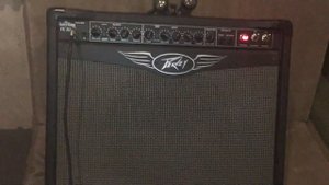 Комбо Peavey ValveKing VK 112 как заменить лампы за 5 мин. Обзор