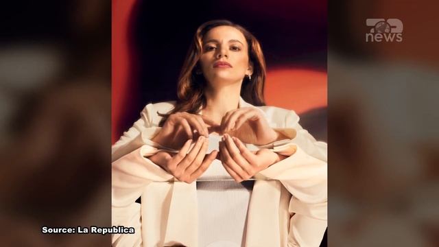 Top News - Shqiptarja që po ndryshon botën!/ Vlonjatja që i dha ‘jetë’ inteligjencës artificiale смотреть онлайн