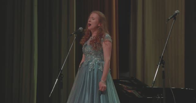 Я вся горю (И. Дунаевский, В. Лебедев-Кумач)