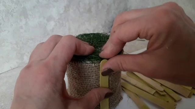Весенняя пасхальная композиция на праздник.
