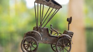 Медленные, но революционные: история первых автомобилей.