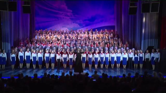 Гала-концерт городского фестиваля 'Голоса Победы' прошел в Череповце.mp4 смотреть онлайн