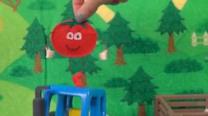 Синий трактор ! Мультфильмы ! Учим овощи и Собираем их для салата !