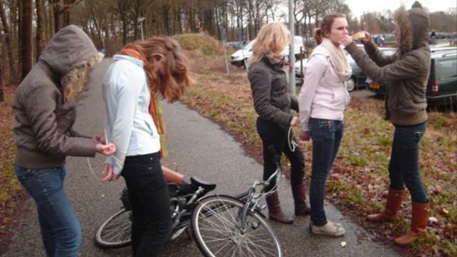 ckv filmpje de helden смотреть онлайн