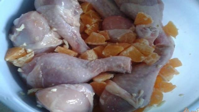 Куриные голени с мандаринами