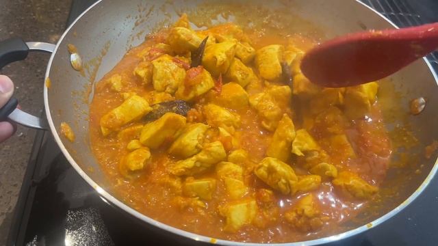 Spinach Chicken Recipe| Boneless Chicken with spinach recipe| palak Chicken recipe with less oil.